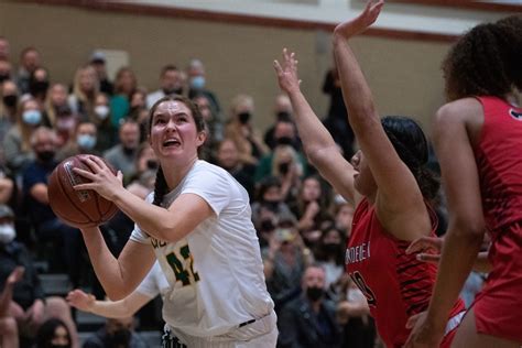 Prep roundup: San Ramon Valley girls lose to St Mary’s-Stockton in basketball thriller